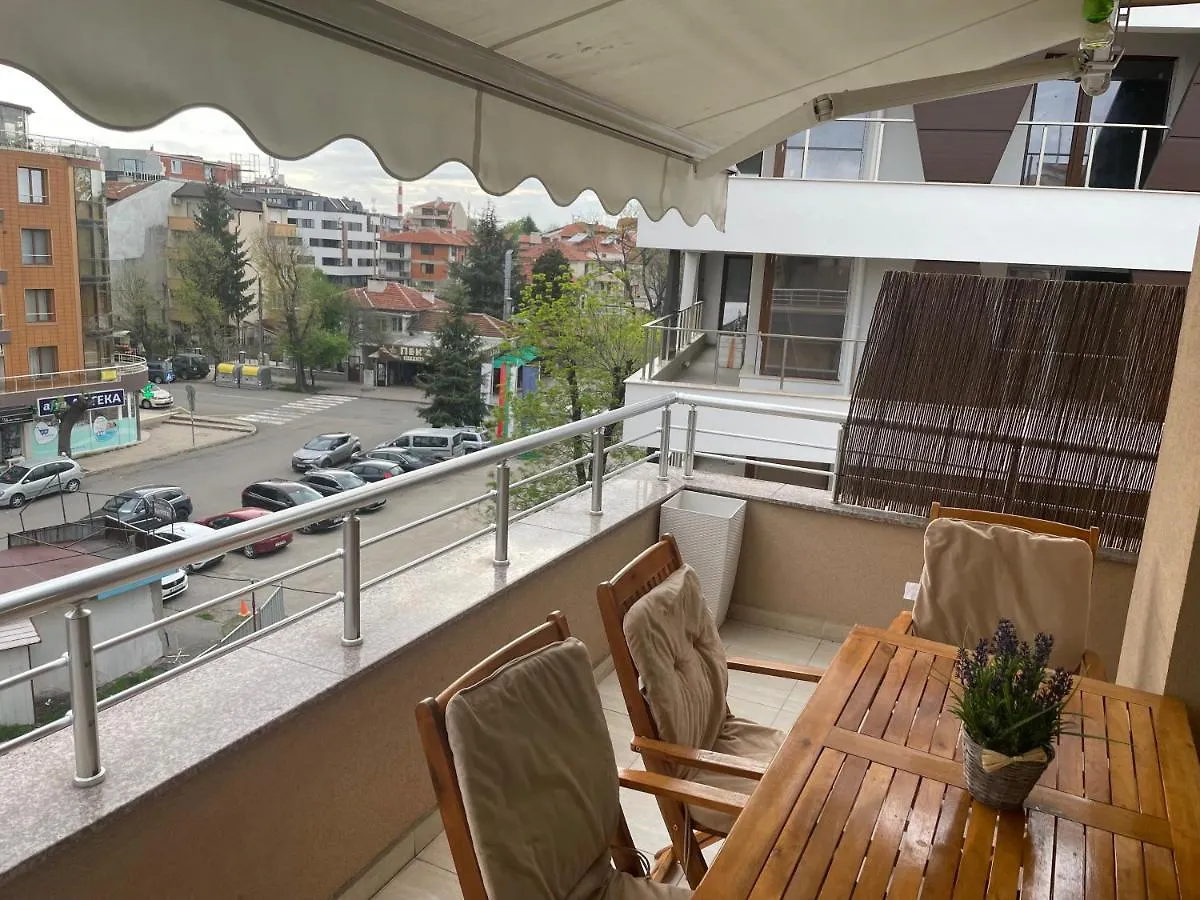 Апартамент La Тerrasse Apartment Burgas